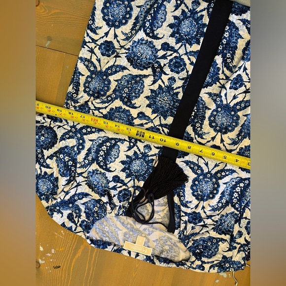 Michael Kors Navy and White Floral Dress Size Medium - Picture 7 of 8